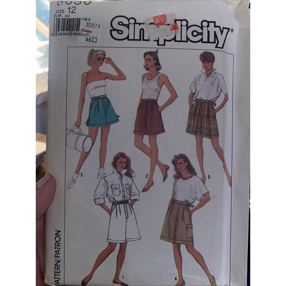 Vintage Simplicity 8630 Shorts Sewing Pattern Size 12 Uncut Pleated Front Pocket